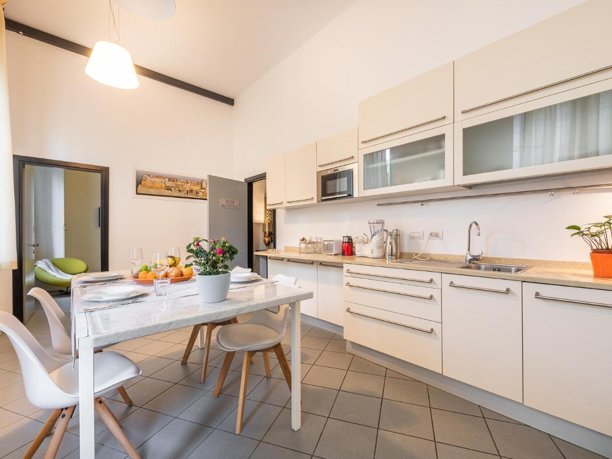 Snob Luxury Guest house 2*